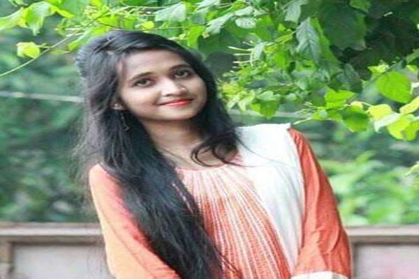 মীনা মিডিয়া এ্যাওয়ার্ড পেলো গাইবান্ধার সারাবেলা’র ২ শিশু সাংবাদিক