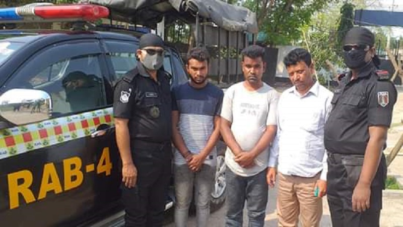 সাভারে বিপুল পরিমান ইয়াবাসহ তিন মাদক ব্যবসায়ী গ্রেপ্তার