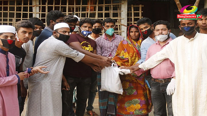 ঘোড়শাল তালতলাপাড়া ইসলামী পাঠাগারএর সৌজন্যে ত্রাণ বিতরণ