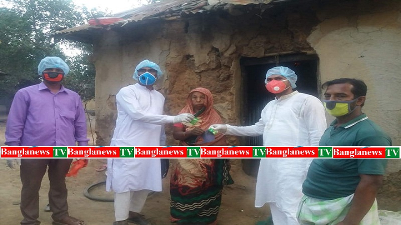শ্রীপুরের মাওনা ১নং ওয়ার্ডে বিনামূল্যে মাস্ক সাবান ও ঔষধ বিতরণ