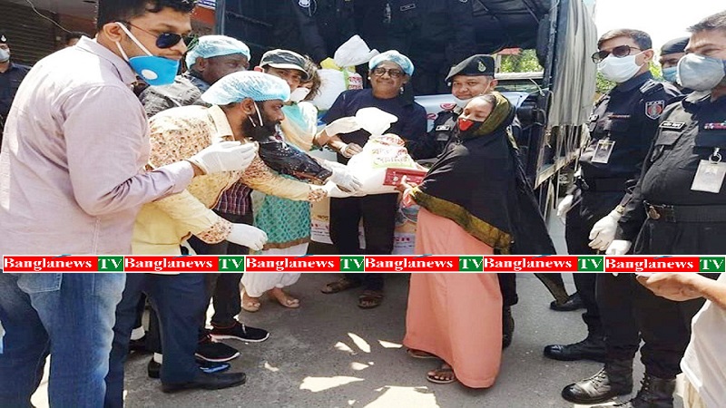 ভয়েজ অব বাংলাদেশ সোসাইটির ত্রাণ বিতরণ