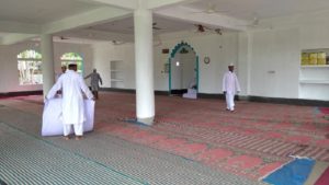 গাইবান্ধায় মসজিদ নির্মাণের জন্য ৩ লক্ষ ১৭ হাজার টাকার নগত অর্থ অনুদান ।