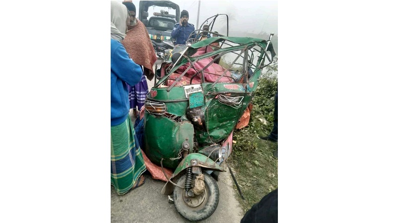 লাকসামে বাস – সিএনজি মুখোমুখি সংঘর্ষে একই পরিবারের ৪ জন নিহত; ১ আহত