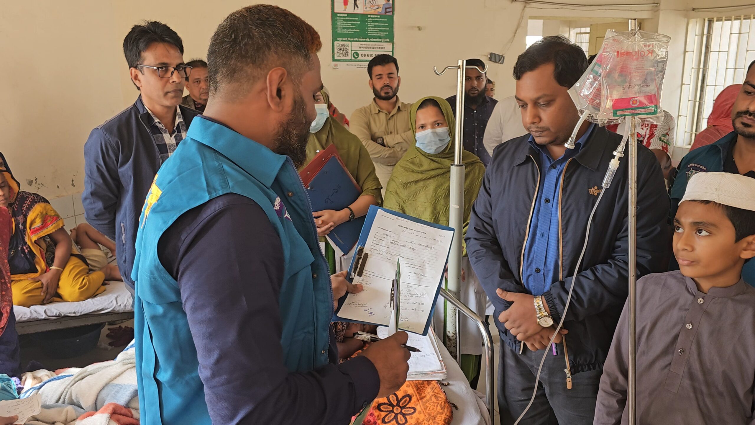 <span>শ্রীপুর স্বাস্থ্য কমপ্লেক্সে দুদকের অভিযান / </span>৫০ রোগীর জন্য আনা ৪০টি ডিমের মধ্যে দুদক খুঁজে পেল ৩৪টি
