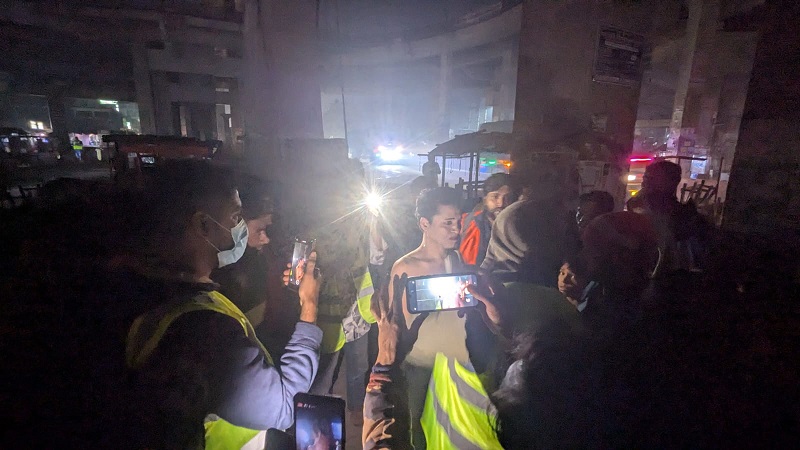 হিজড়া সেজে ছিনতাইয়ের অভিযোগে যুবক আটক, নিসআ’র উদ্যোগে থানায় হস্তান্তর