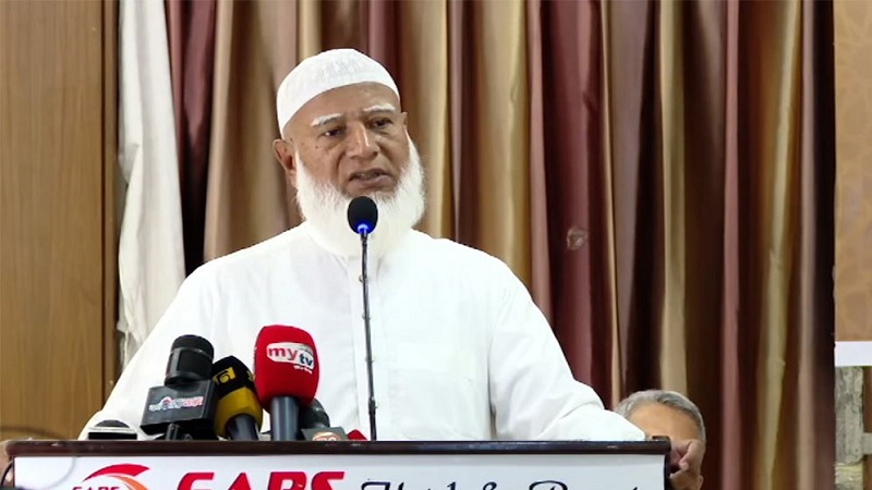 খেলাফত মজলিশের ইফতার মাহফিলে বক্তব্য দিচ্ছেন জামায়াতে ইসলামীর আমির ডা. শফিকুর রহমান।