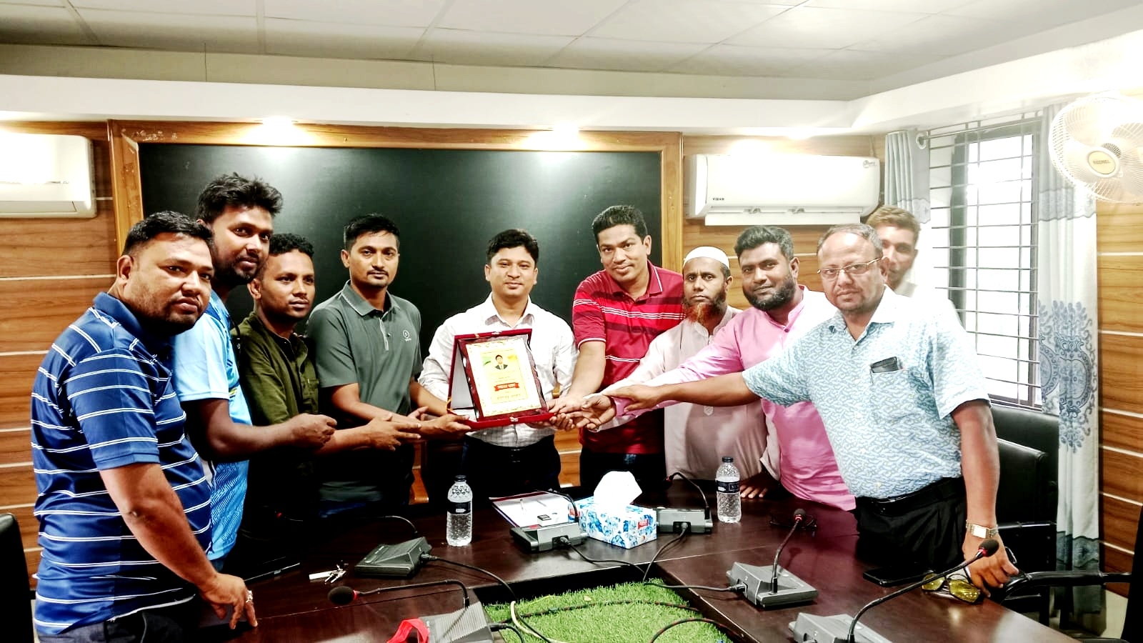 হরিণাকুণ্ডু’র ইউএনও বদলী