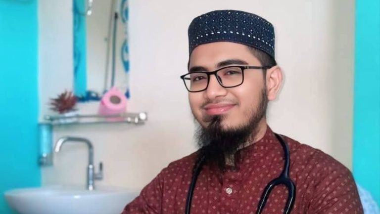 উখিয়া উপজেলা স্বাস্থ্য কমপ্লেক্সের নতুন আরএমও হিসেবে ডা. নুরুল হাসানের দায়িত্ব গ্রহণ