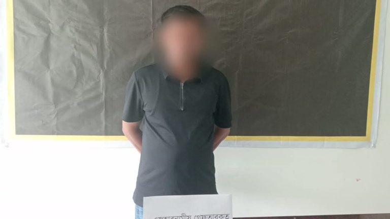 উখিয়ায় র‍্যাবের ঝটিকা অভিযান: দুই মাদক মামলার দীর্ঘদিনের পলাতক আসামি গ্রেফতার