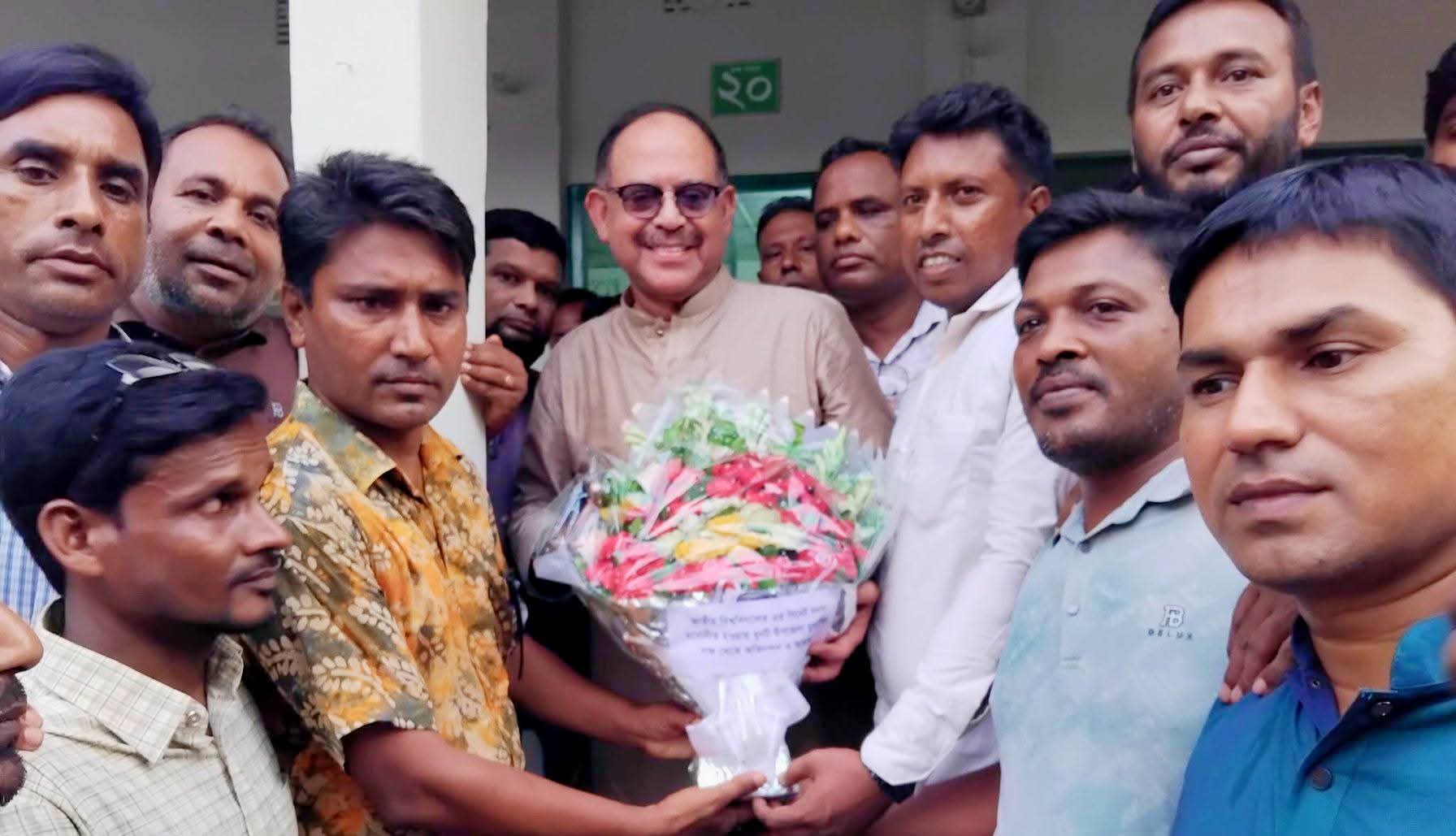 উৎসবমুখর ও আনন্দঘন পরিবেশে বগুড়ার ধুনট মহিলা ডিগ্রি কলেজের নবনির্মিত একাডেমিক ভবনের শুভ উদ্বোধন