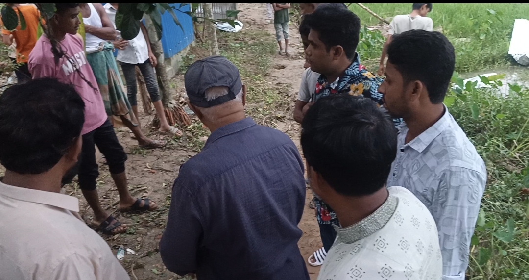 উখিয়ায় রাস্তা বন্ধ করে বসতবাড়ি দখলের পাঁয়তারা, প্রাণনাশের হুমকি
